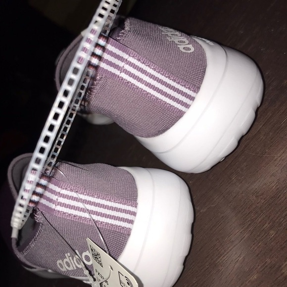 Women’s shoes - Picture 3 of 3